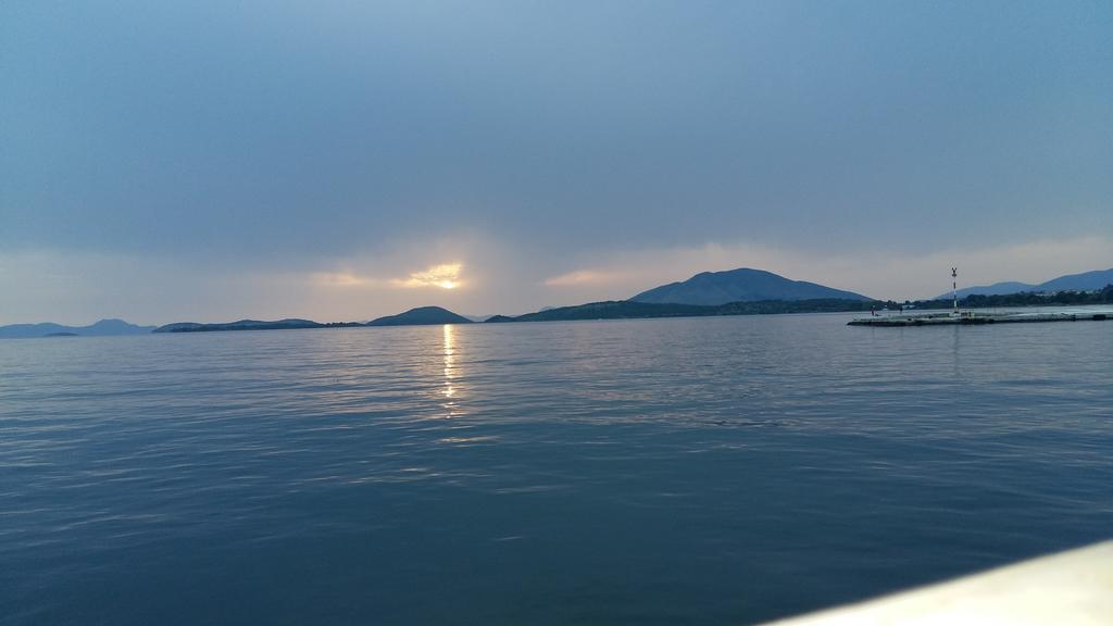 Ionian Paths Lejlighed Perama  Eksteriør billede